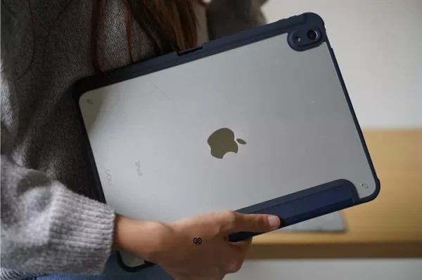 Ultra Hybrid iPad Case - Image 54