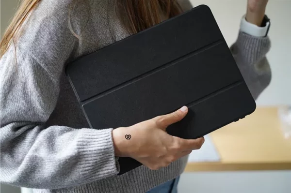 Ultra Hybrid iPad Case - Image 38