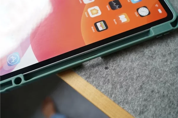 Ultra Hybrid iPad Case - Image 39