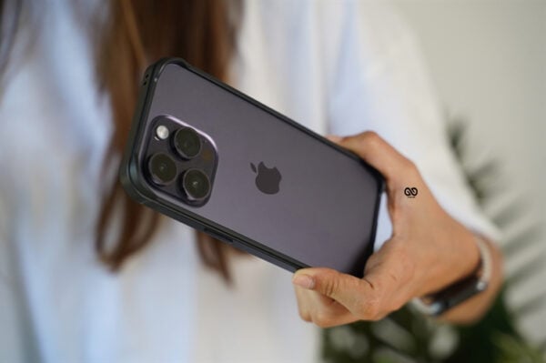 Black Fiber Bumper for iPhone 14 Pro (Bumper, not a Case) - Image 13