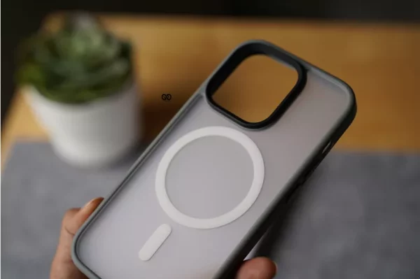 Magsafe Drop Proof Sleek Matte case - Image 5