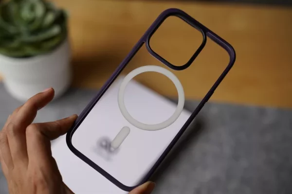 Magsafe Drop Proof Sleek Transparent case - Image 2