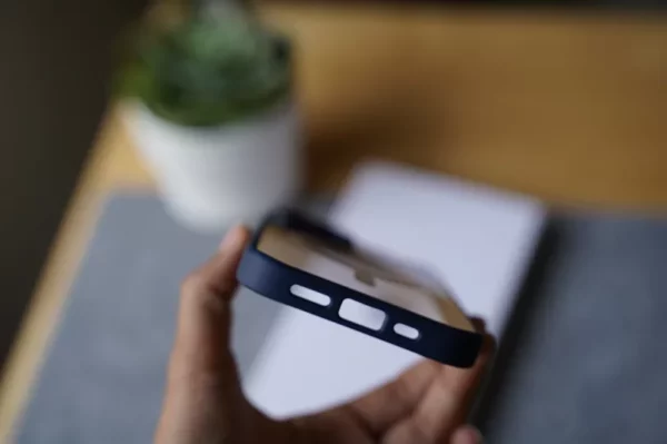 Magsafe Drop Proof Sleek Transparent case - Image 43