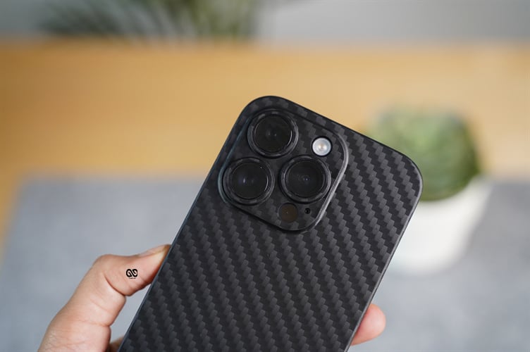 Carbon Ultra Thin Slim Case for iPhone 14 Pro Max