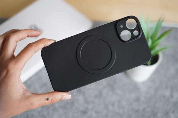 Dark Black Magsafe Ultra Thin Case for iPhone 14 - Image 9