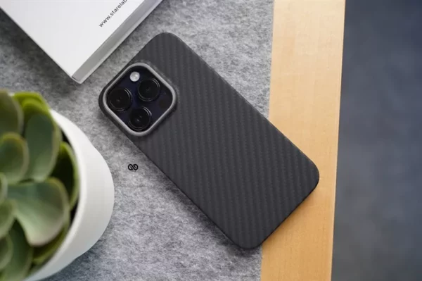 Magsafe Real Aramid Carbon Fiber Case for iPhone 14 Pro - Image 16