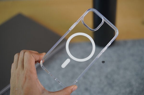 Magsafe Ultra Clear Transparent Glass Case for iPhone 14 Plus - Image 3