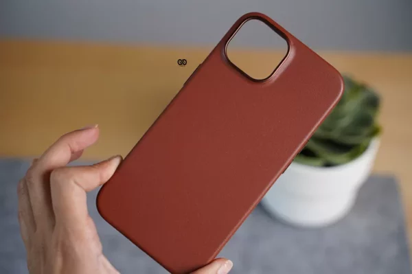 MagSafe Vegan Leather Case - Image 2