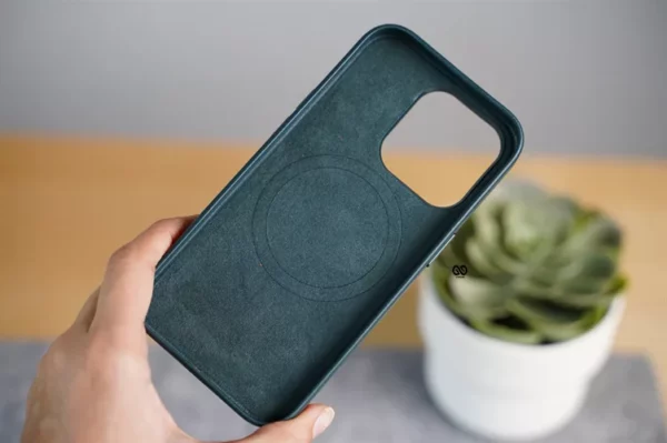 MagSafe Vegan Leather Case - Image 174