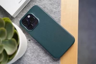 MagSafe Vegan Leather Case
