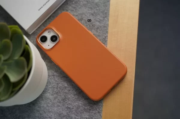 MagSafe Vegan Leather Case - Image 32