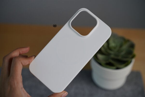 Magsafe Minimal Slim Hard Case With Microfibre Lining - Image 32