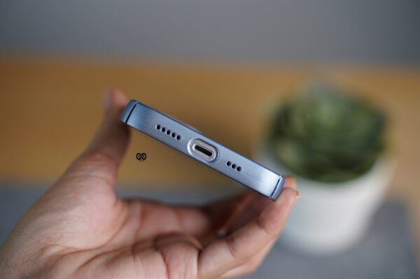 Magsafe Minimal Slim Hard Case With Microfibre Lining - Image 83