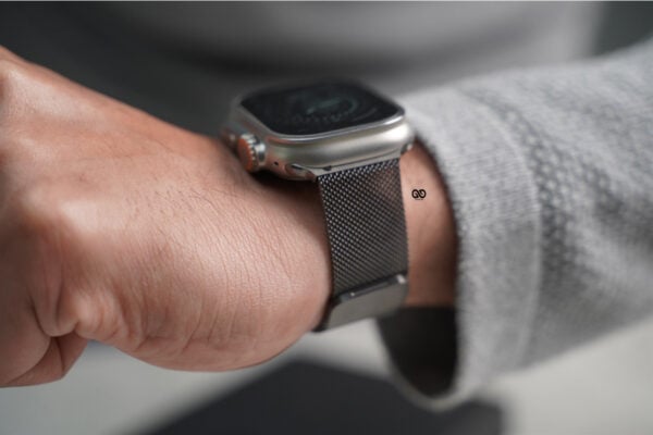 Milanese Magnetic Metal Loop For Apple Watch 49 MM Series Ultra/Ultra 2 - Image 71