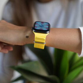Yellow Silicone Ocean Band For Apple Watch 40MM 41MM Series 4 5 6 7 8 9 SE SE 2 Gen
