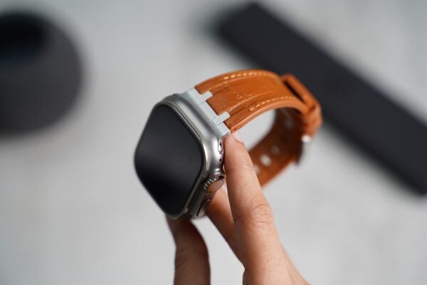 Cinnamon brown Silicone Faux Leather Strap For Apple Watch 49 MM Series Ultra/Ultra 2 - Image 5