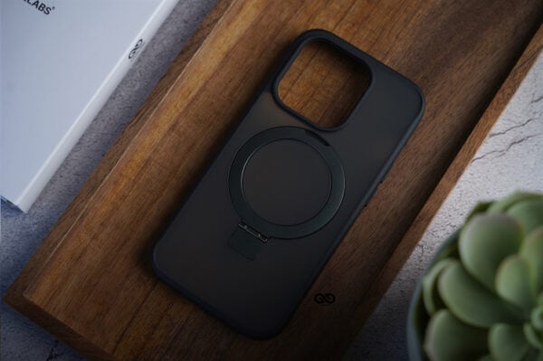 Smoky Black Alpha Magnetic Ring Case For iPhone 15/15Plus/15Pro/15Pro Max - Image 10