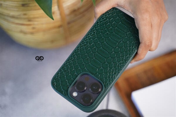 Designer Croc Textured Faux Leather Case - Image 10