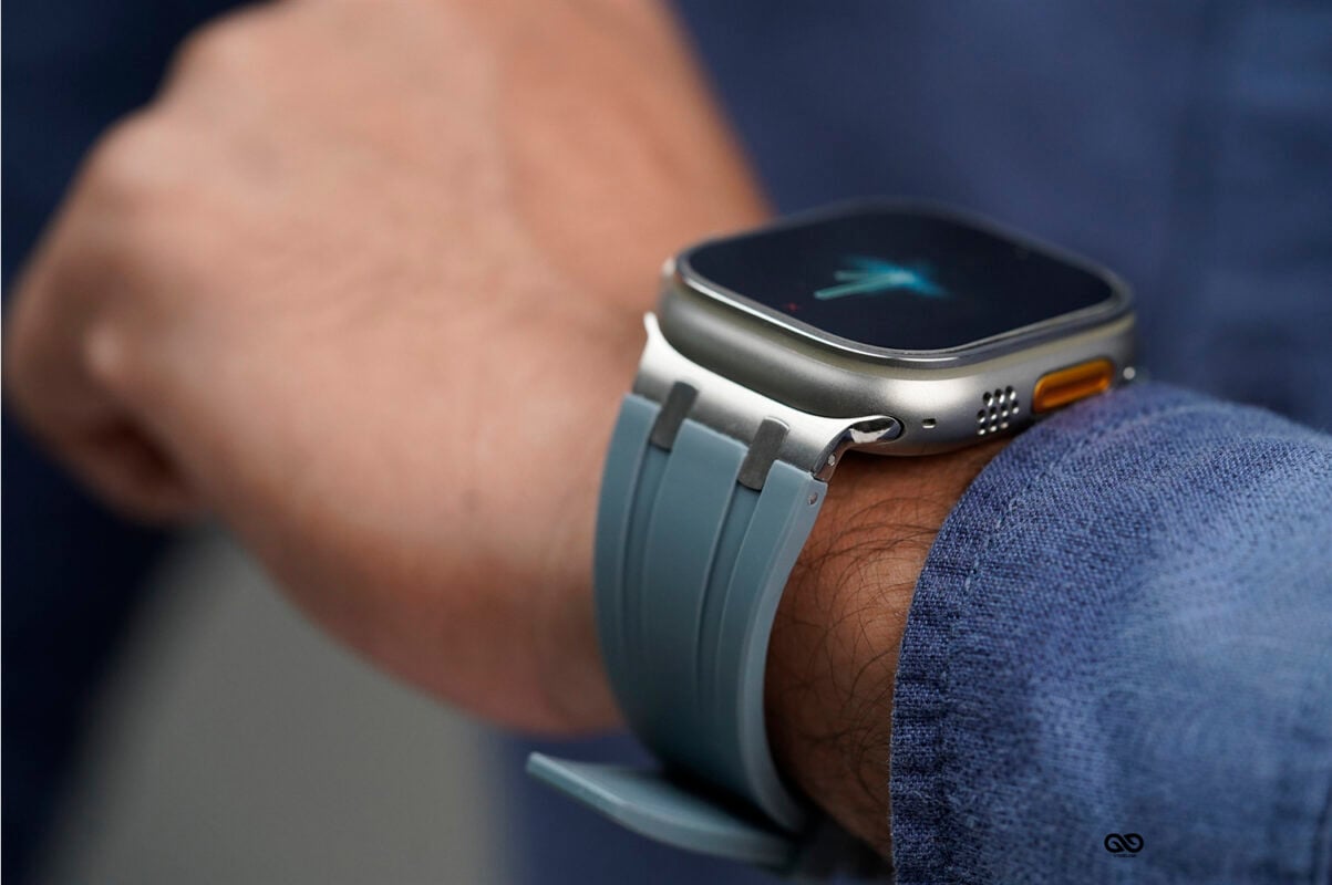 Lunar Grey Fluoro Rubber Strap With Titanium Buckle For Apple Watch 49 MM (Series Ultra/Ultra 2/Ultra 3)