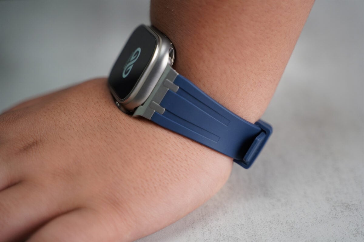 Fluoro Rubber Strap With Silver Buckle For Apple Watch 44MM 45MM 46MM Series 4 5 6 7 8 9 10 SE SE 2 Gen