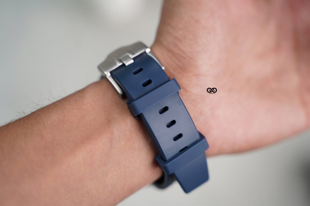 Fluoro Rubber Strap With Silver Buckle For Apple Watch 44MM 45MM 46MM Series 4 5 6 7 8 9 10 SE SE 2 Gen