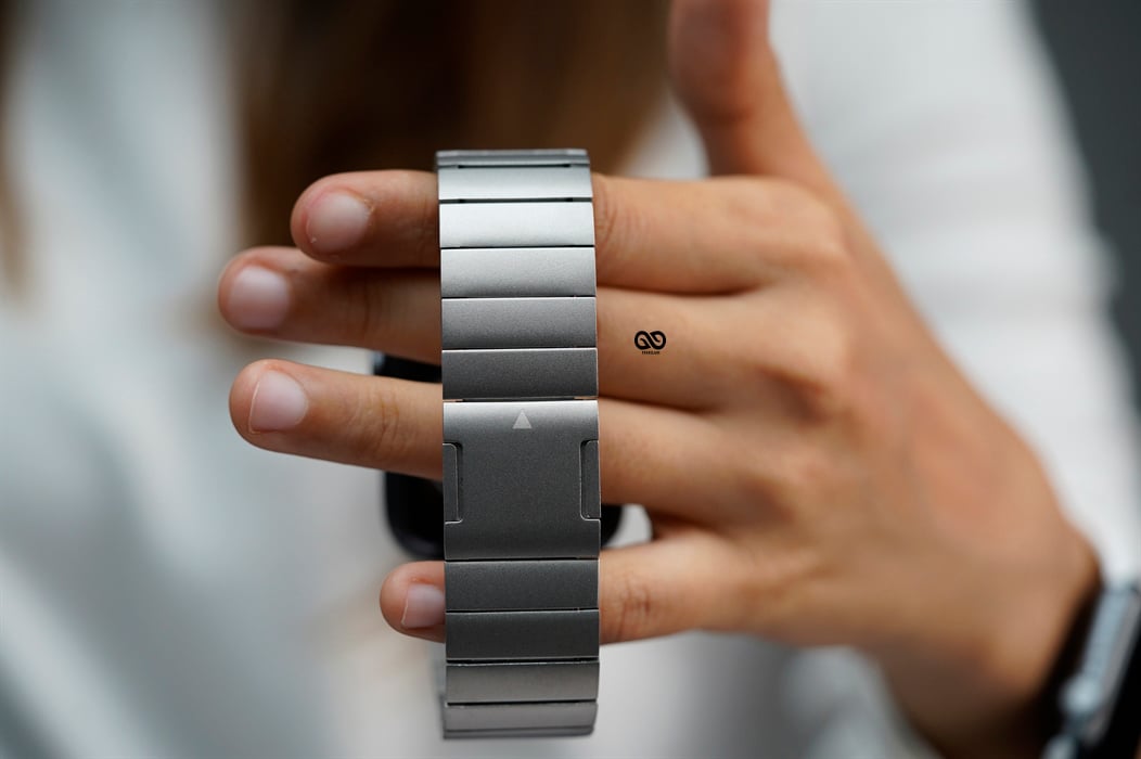 Titanium Matte Finish Detachable Link Strap With Magnetic Closure For Apple Watch 44MM 45MM 46MM Series 4 5 6 7 8 9 10 11 (SE 2 3 Gen) 53 Titanium Matte Finish Detachable Link Strap With Magnetic Closure For Apple Watch 44MM 45MM 46MM Series 4 5 6 7 8 9 10 11 (SE 2 3 Gen) - Image 53