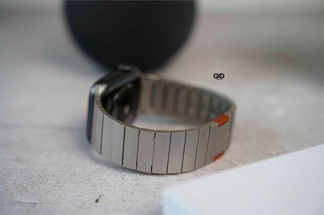 Titanium Matte Finish Detachable Link Strap With Magnetic Closure For Apple Watch 44MM 45MM 46MM Series 4 5 6 7 8 9 10 11 (SE 2 3 Gen) 19 Titanium Matte Finish Detachable Link Strap With Magnetic Closure For Apple Watch 44MM 45MM 46MM Series 4 5 6 7 8 9 10 11 (SE 2 3 Gen) - Image 19