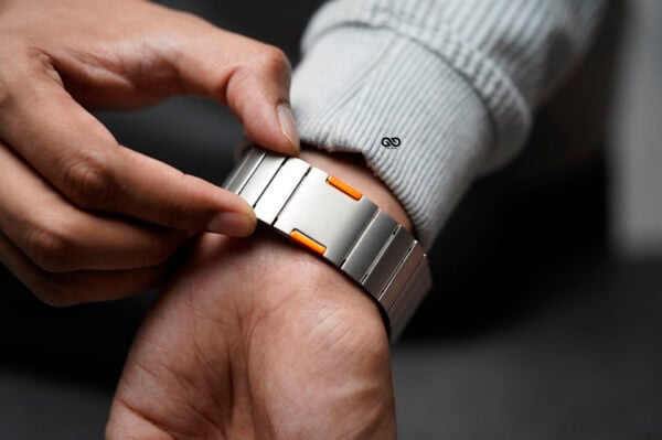 Titanium Matte Finish Detachable Link Strap With Magnetic Closure For Apple Watch 49 MM Series Ultra/Ultra 2 - Image 9