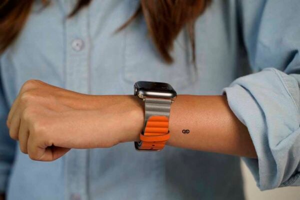Orange/Grey Two Coloured Faux Leather Strap with buckle Apple Watch 42MM 41MM 40MM Series 4 5 6 7 8 9 10 SE SE 2 Gen - Image 3