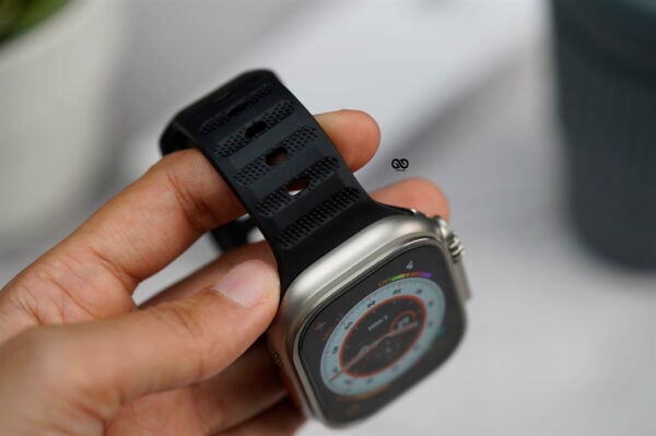 Sable Black FKM Active Rubber Strap For Apple Watch 49 MM Series Ultra/Ultra 2 - Image 15