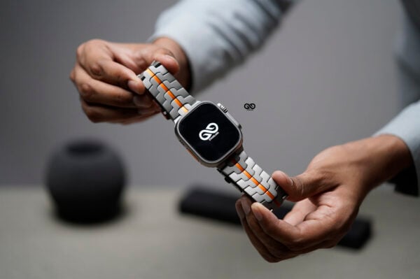 Titanium/Orange Link Chain Strap For Apple Watch 49 MM Series Ultra/Ultra 2 - Image 2