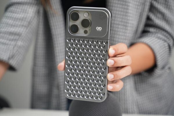 Aero Mesh Metallic Case - Image 55