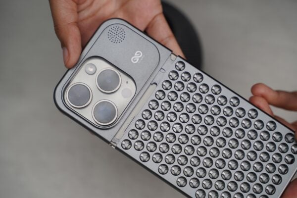 Aero Mesh Metallic Case - Image 50