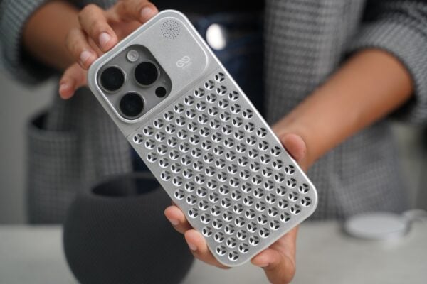 Aero Mesh Metallic Case - Image 40