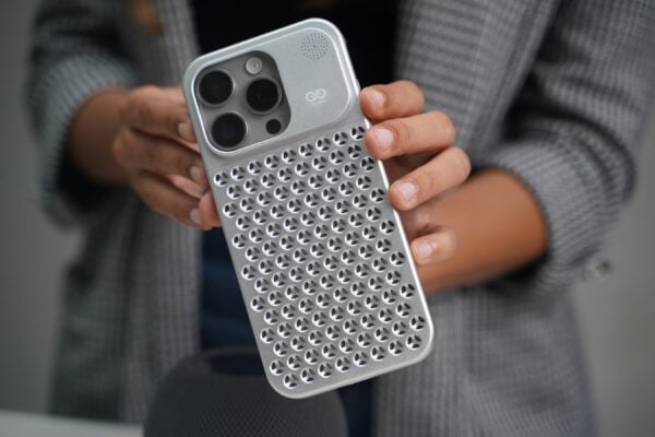 Aero Mesh Metallic Case - Image 37