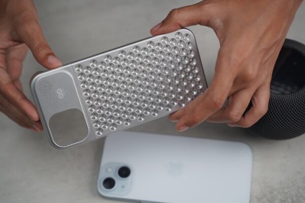 Aero Mesh Metallic Case - Image 28