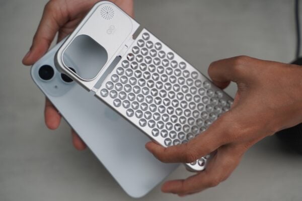 Aero Mesh Metallic Case - Image 27