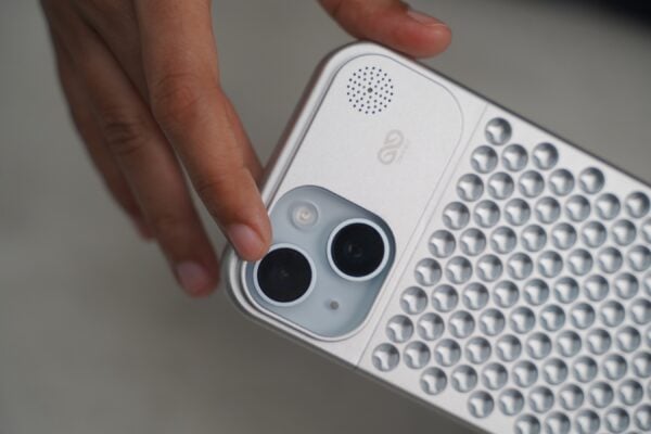 Aero Mesh Metallic Case - Image 17