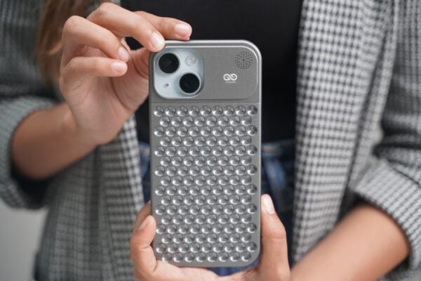 Aero Mesh Metallic Case - Image 67