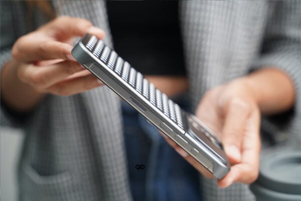 Aero Mesh Metallic Case - Image 60