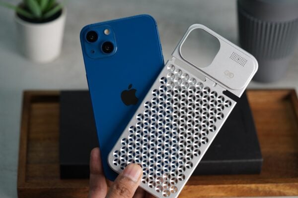Aero Mesh Metallic Case - Image 87