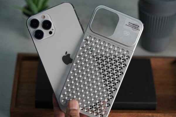 Aero Mesh Metallic Case - Image 34