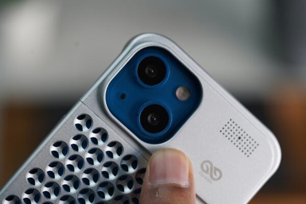 Aero Mesh Metallic Case - Image 54