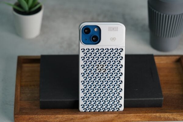 Aero Mesh Metallic Case - Image 89