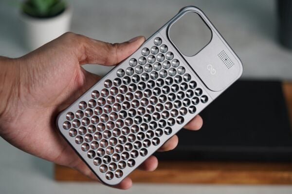 Aero Mesh Metallic Case - Image 91