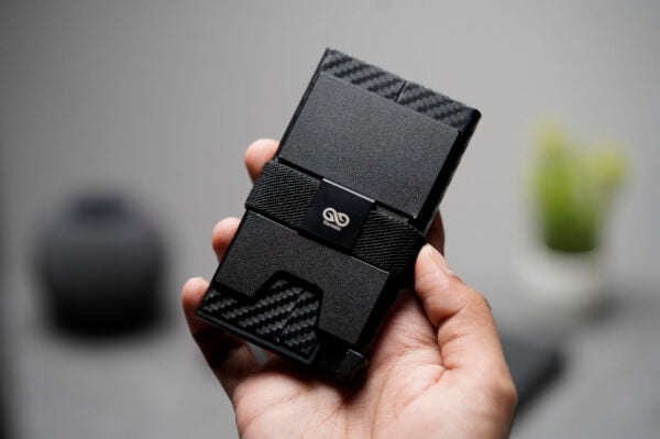 Slim Carbon Fiber Mini Pop Up Wallet - Image 6