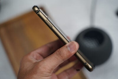 Fiber Bumper for iPhone X /XS ( It is not metal)