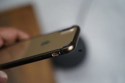 Fiber Bumper for iPhone X /XS ( It is not metal)