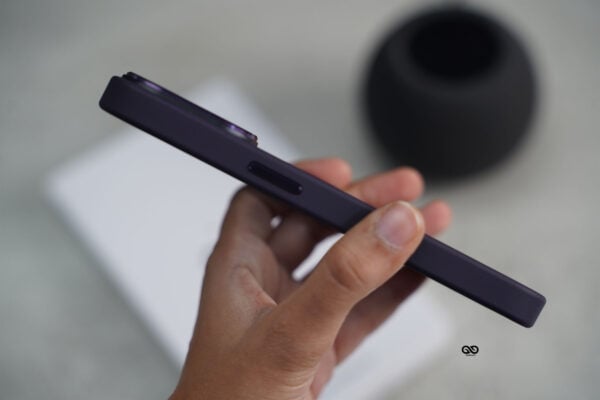 Transparent Guard case with Camera Lens protection - Image 12
