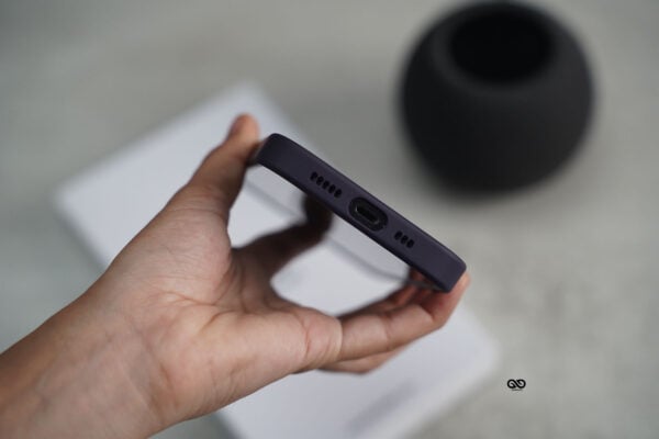 Transparent Guard case with Camera Lens protection - Image 24